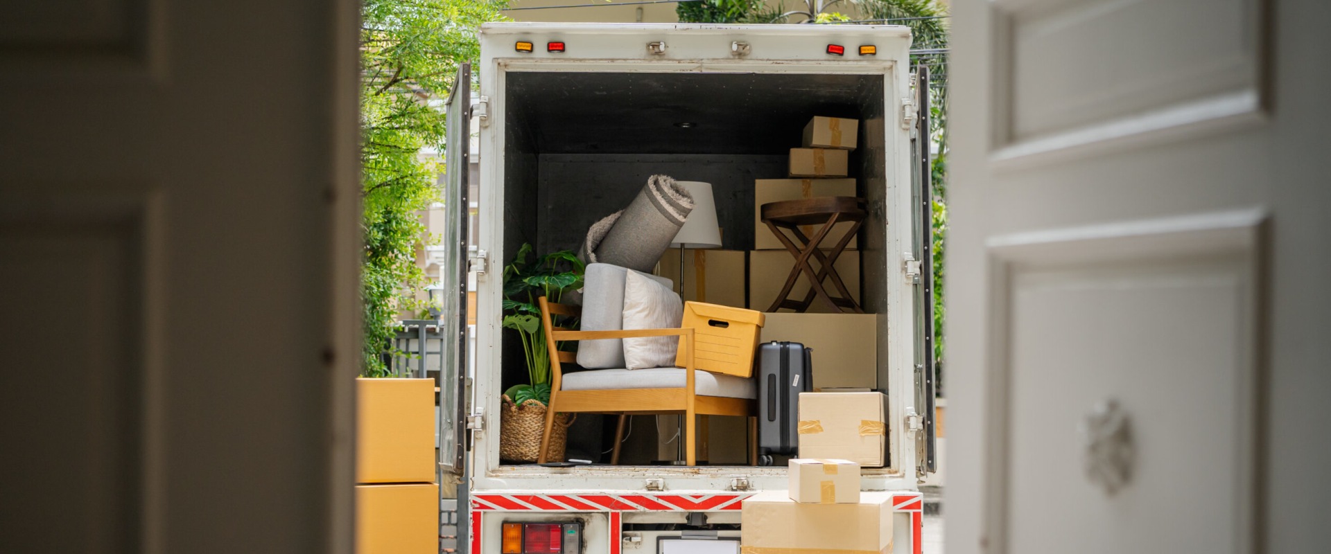 Making a Moving Checklist: How to Save Money on Your Move