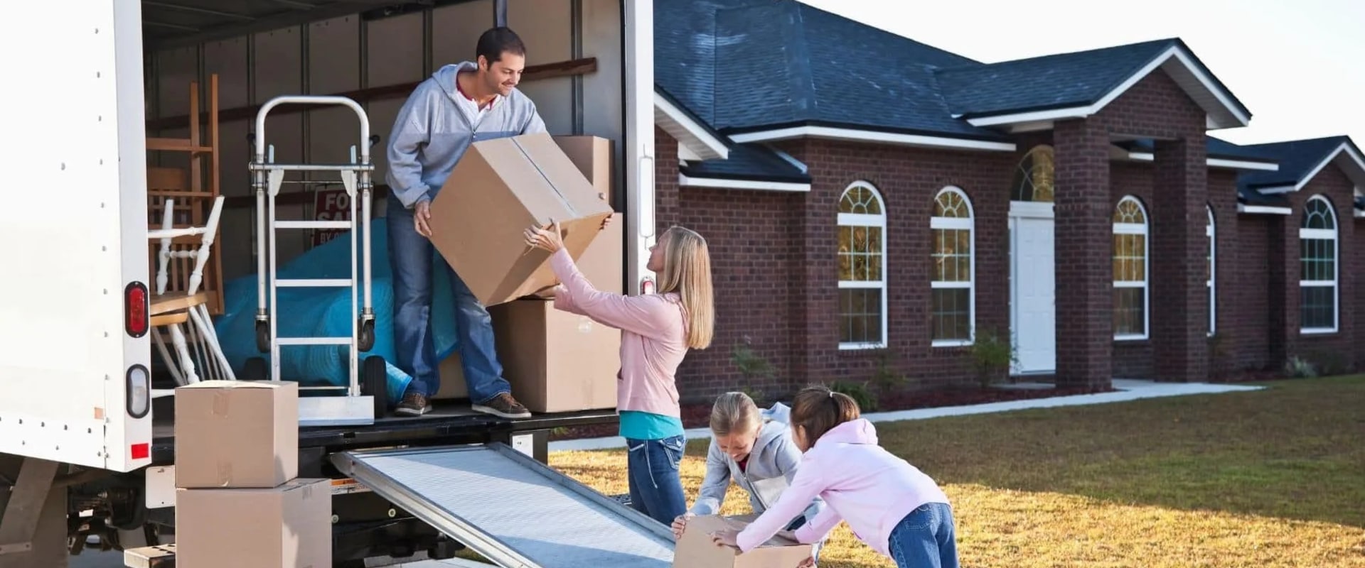 Tips for Saving Money on Your Move: Enlisting Help from Friends and Family