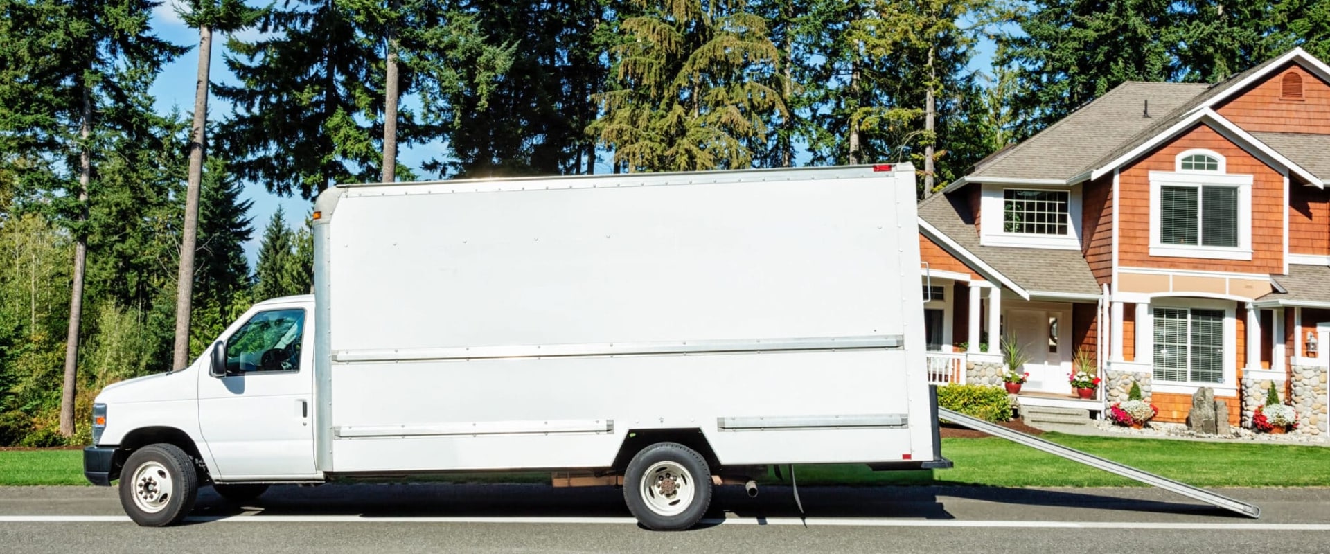 How to Save Money on Your Next Move: Tips for Researching and Comparing Local Moving Companies